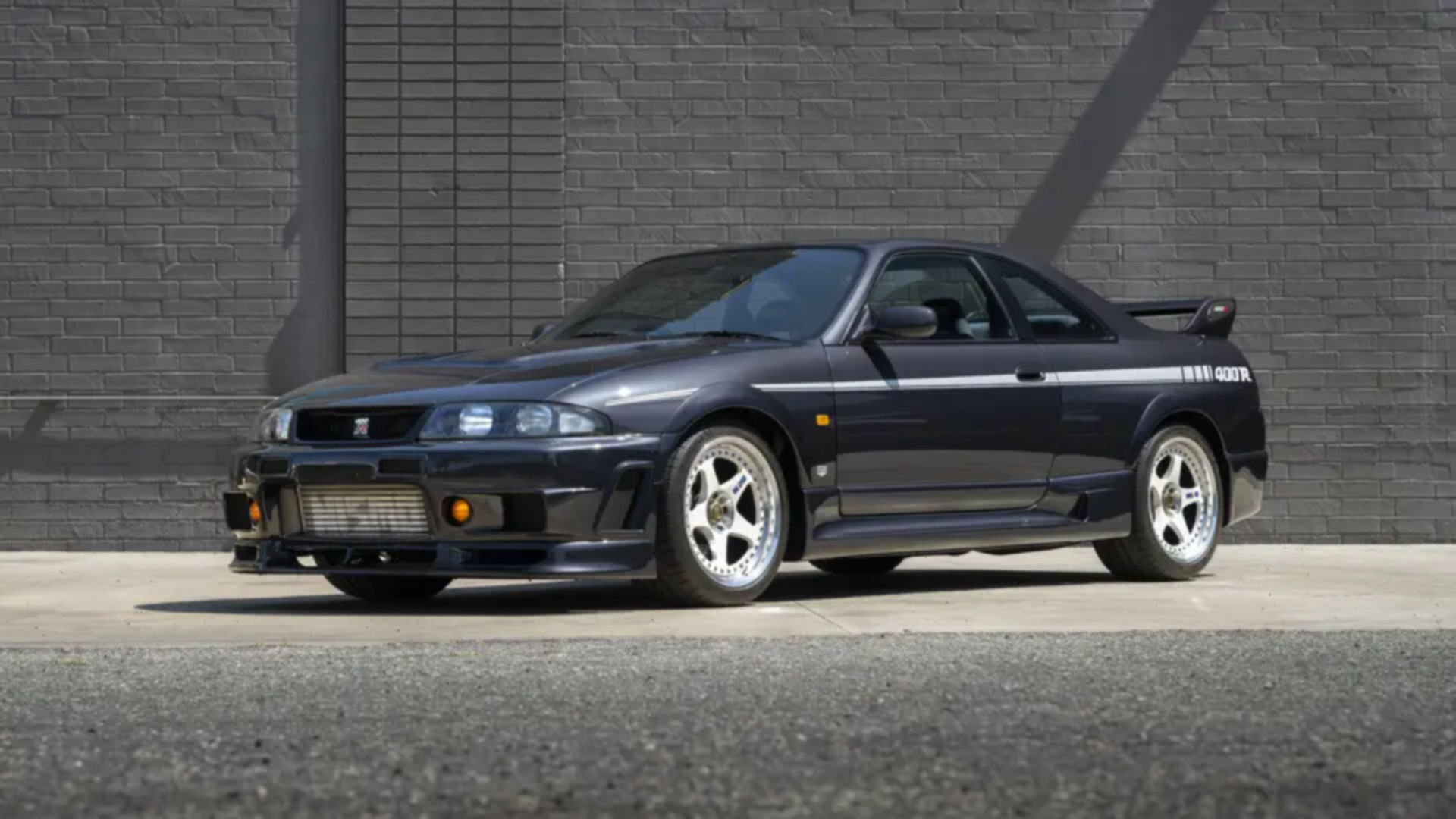 SMALL_1996 Nissan Skyline GT-R NISMO 400R